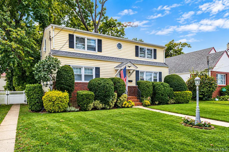 129 Charles Street, Lynbrook, NY 11563 - #2