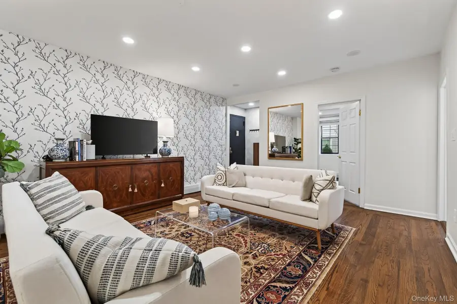 914 Wynnewood Road #LL4, Pelham, NY 10803 - #3