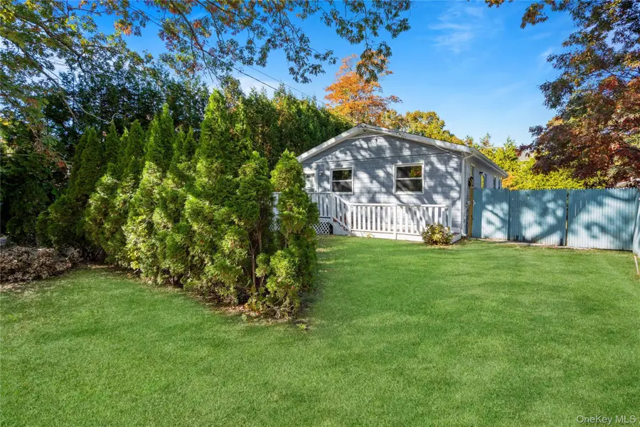 11 Nelson Place, Mastic, NY 11950 - #3