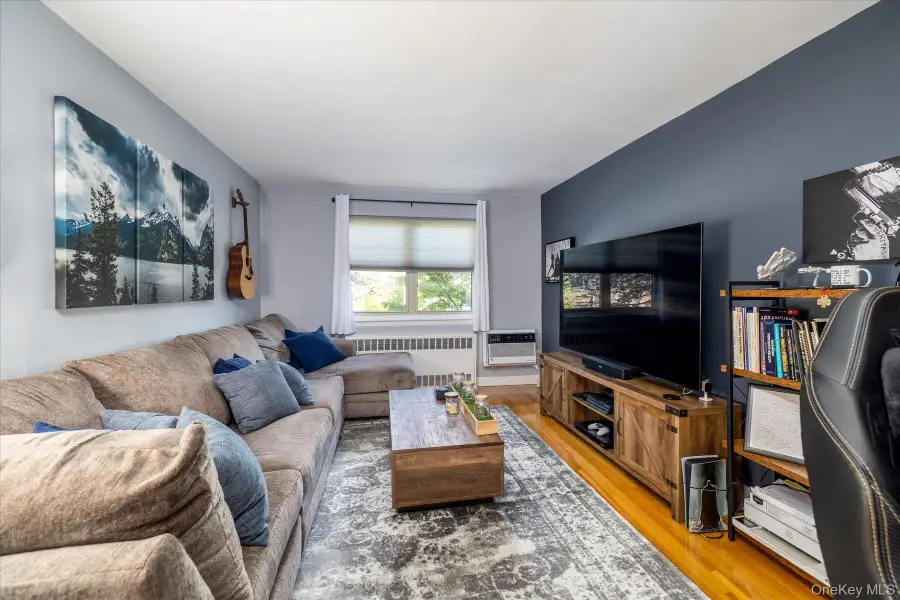 7 N Lewis Place #2B, Rockville Centre, NY 11570 - #3