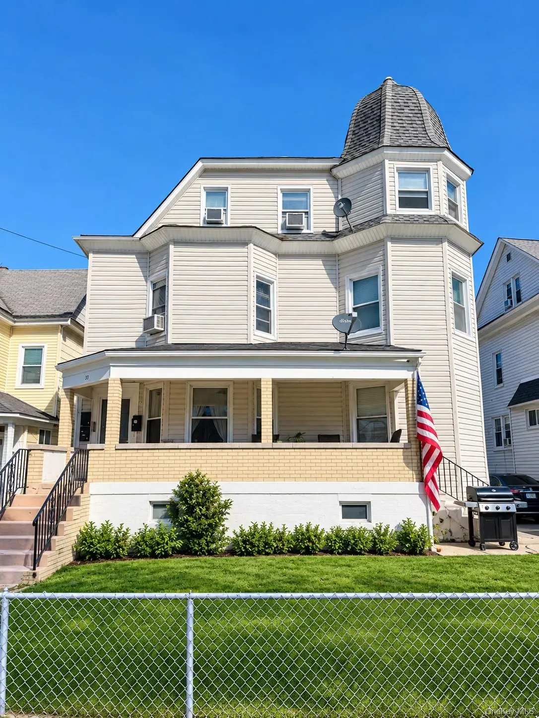 33 Saint Andrews Place, Yonkers, NY 10705 - #1