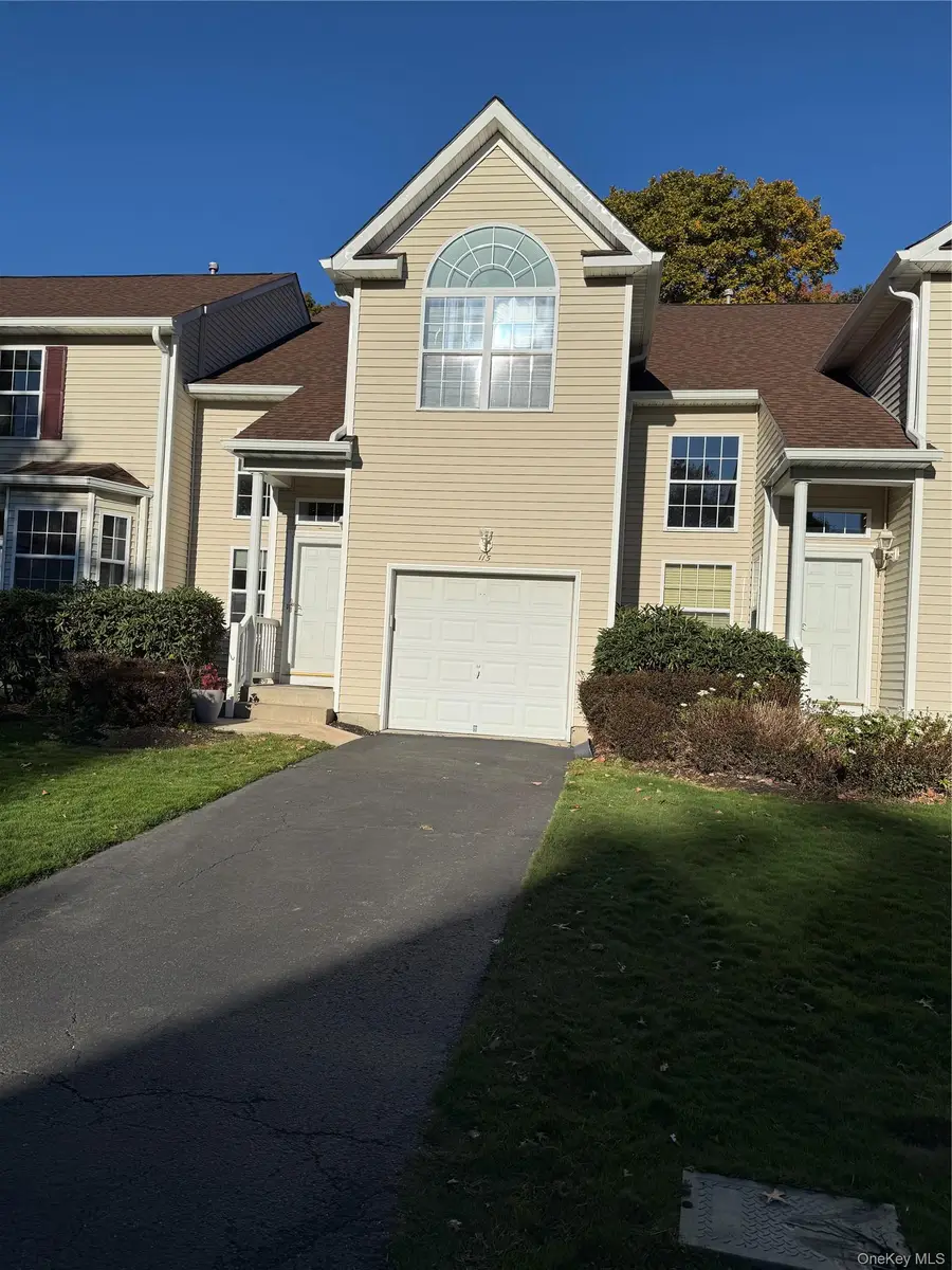 115 Kettles Lane, Medford, NY 11763 - #2
