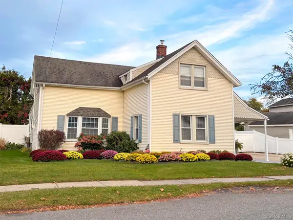 171 Smith Avenue, Islip, NY 11751