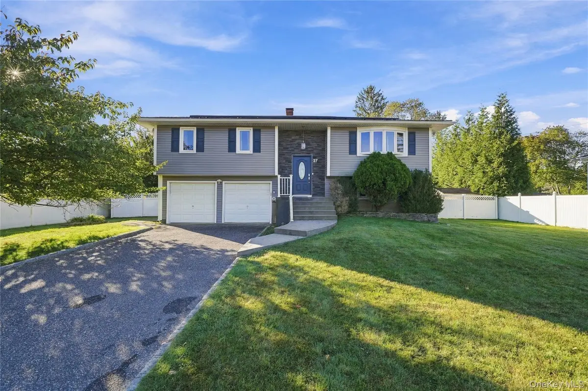 37 Barbara Avenue, Port Jefferson Station, NY 11776 - #1