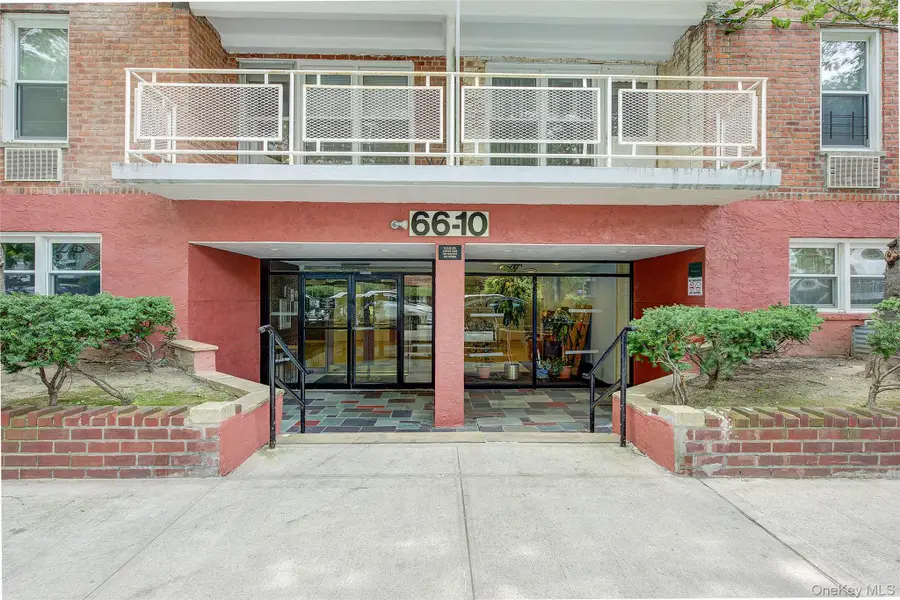 66-10 Thornton Place #1L, Forest Hills, NY 11375 - #2