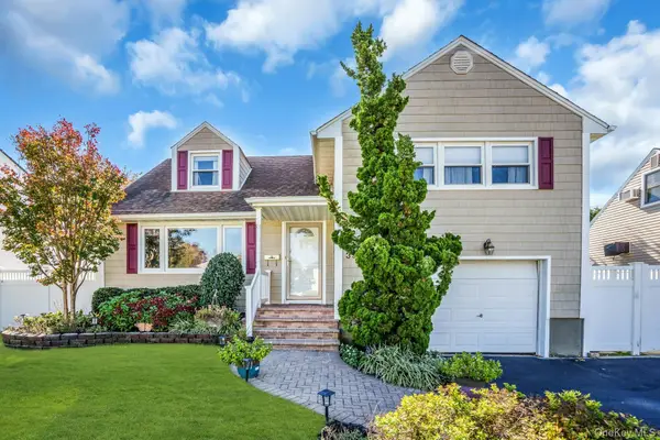 3906 Ralph Street, Seaford, NY 11783