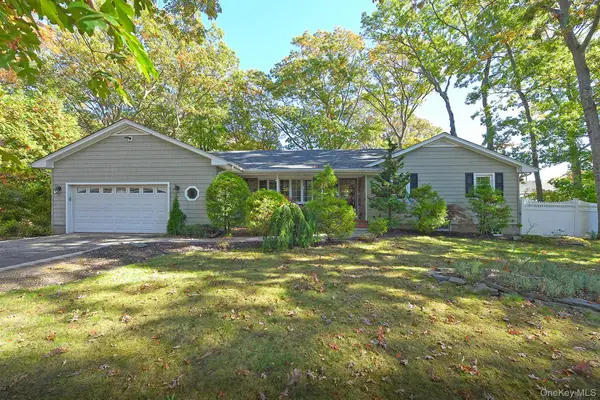 673 Old Medford Avenue, Medford, NY 11763