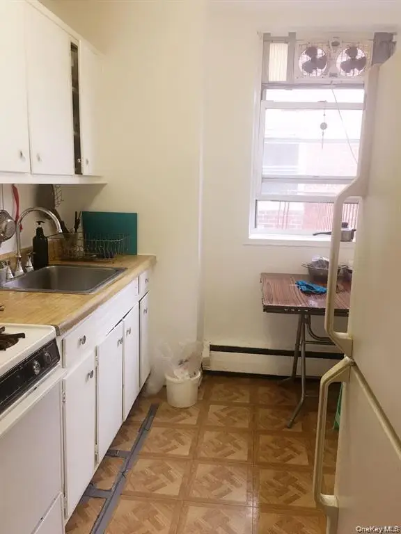 34-20 Parsons Blvd. #6V, Flushing, NY 11354 - #3