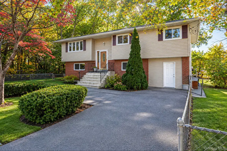 472 Essex Street, Babylon, NY 11704 - #2