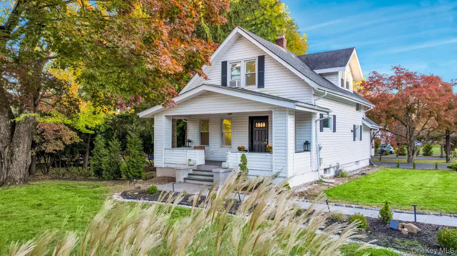 12 E Nauraushaun Avenue, Pearl River, NY 10965 - #2