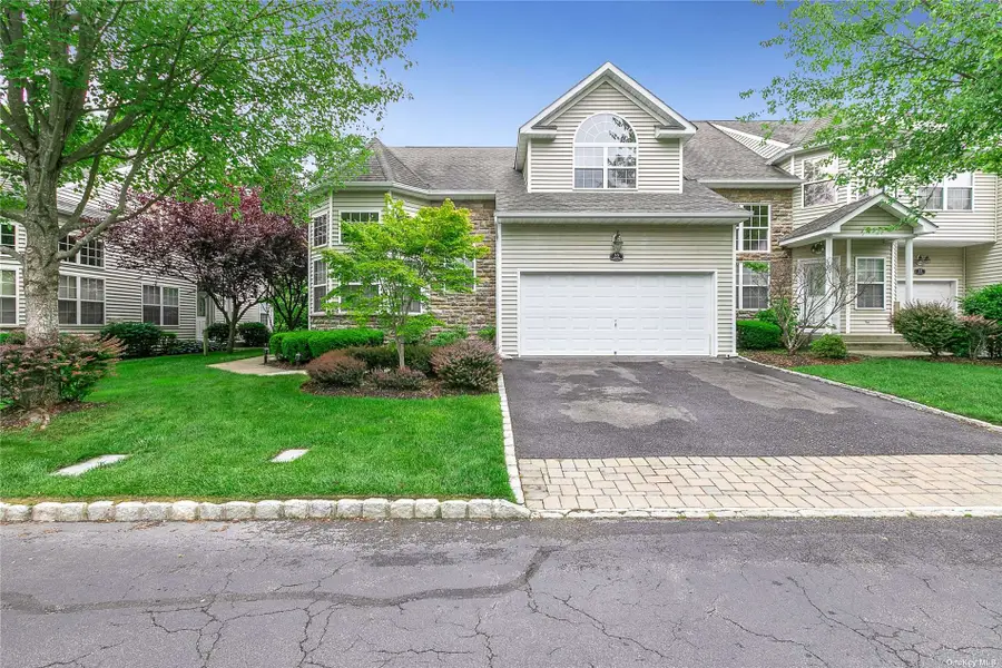 55 Tiffany Way, Nesconset, NY 11767 - Image #2