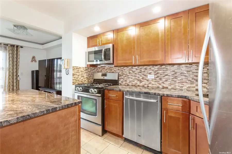 9229 Queens Boulevard #3H, Rego Park, NY 11374 - #3