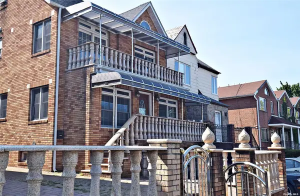 83-42 159th Street, Jamaica Hills, NY 11432