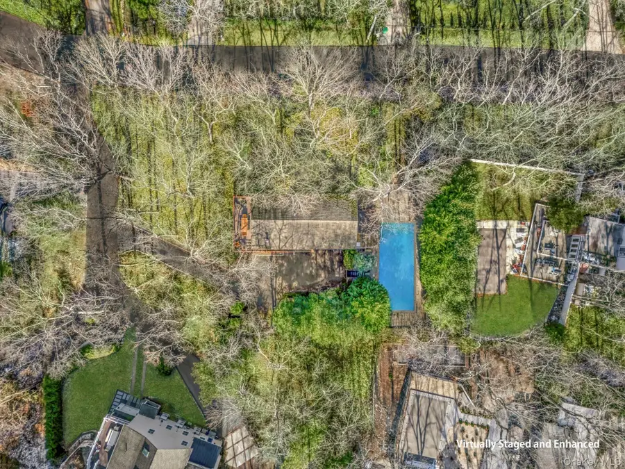 292 Little Fresh Pond Road, Southampton, NY 11968 - Image #2