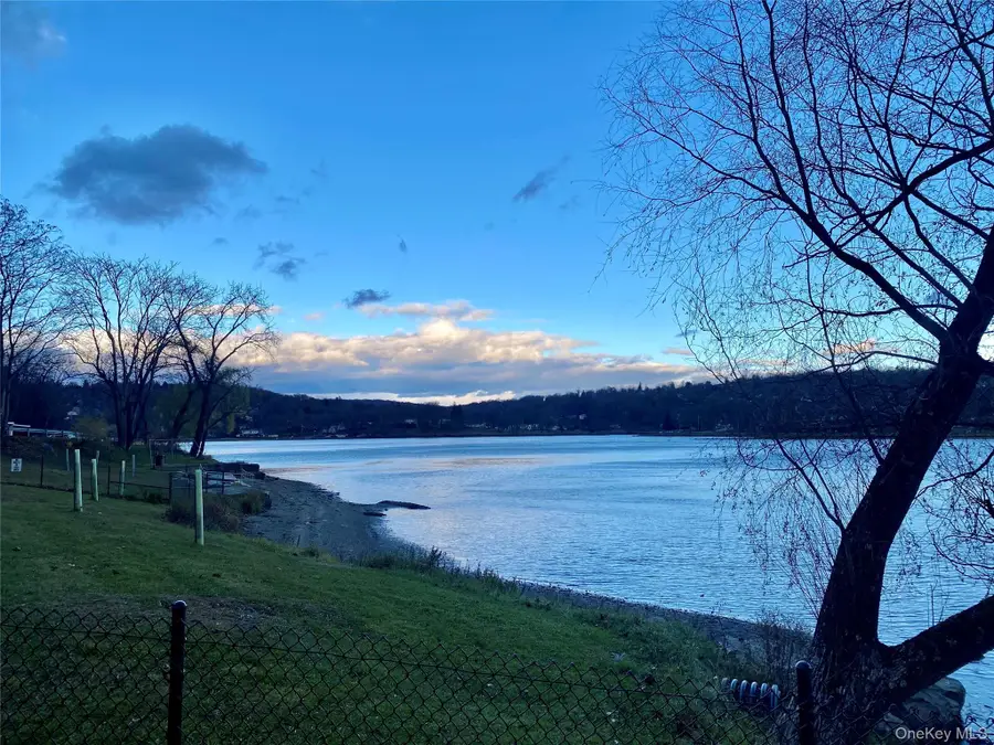 27 Worthington Drive W, Carmel, NY 10512 - Image #2