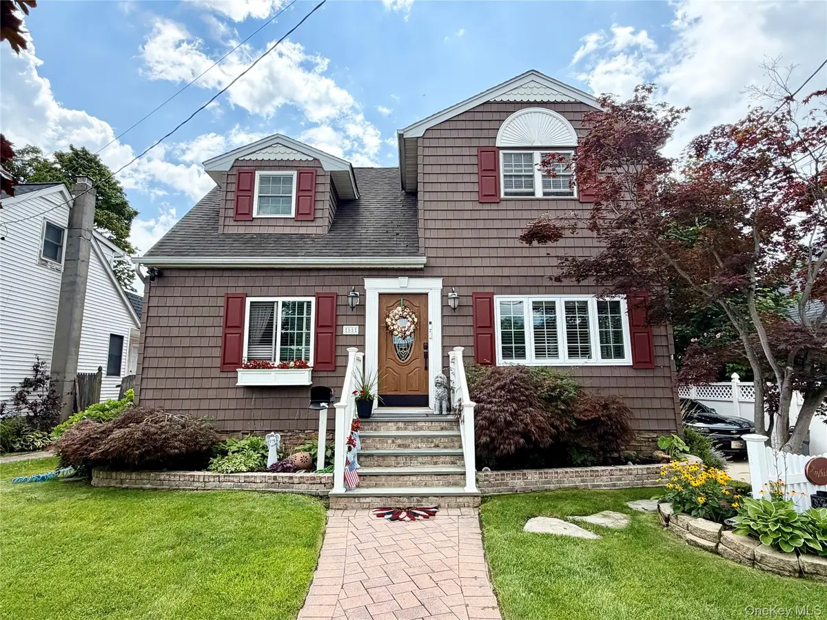 55 Willow Lane, Lindenhurst, NY 11757 - #1