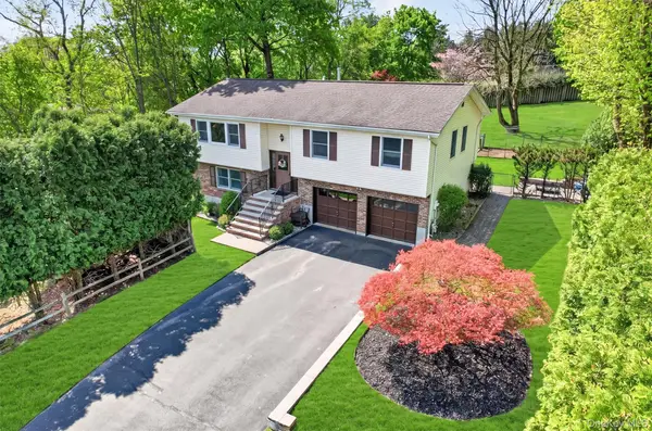 8 Cartwright Road, Stony Point, NY 10980