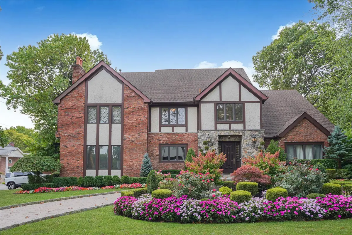 42 Elmhurst Avenue, Staten Island, NY 10301 - Image #1