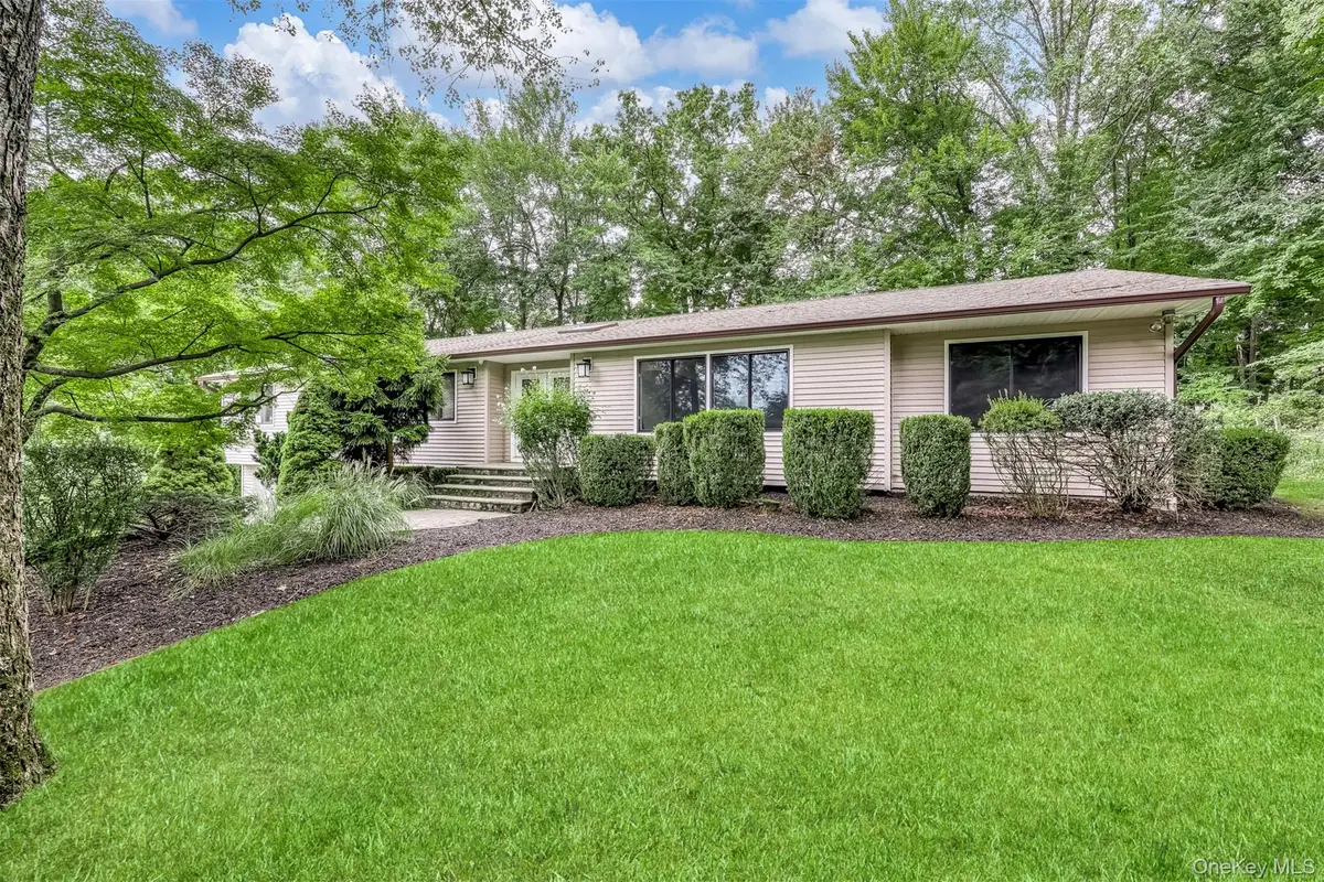 5 Rookery Circle, New City, NY 10956 - Image #1