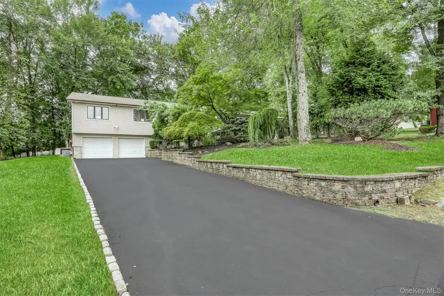 5 Rookery Circle, New City, NY 10956 - Image #2