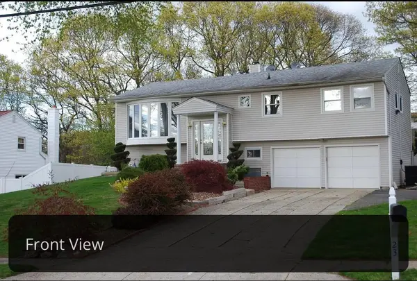 23 Ridge Court, Smithtown, NY 11788