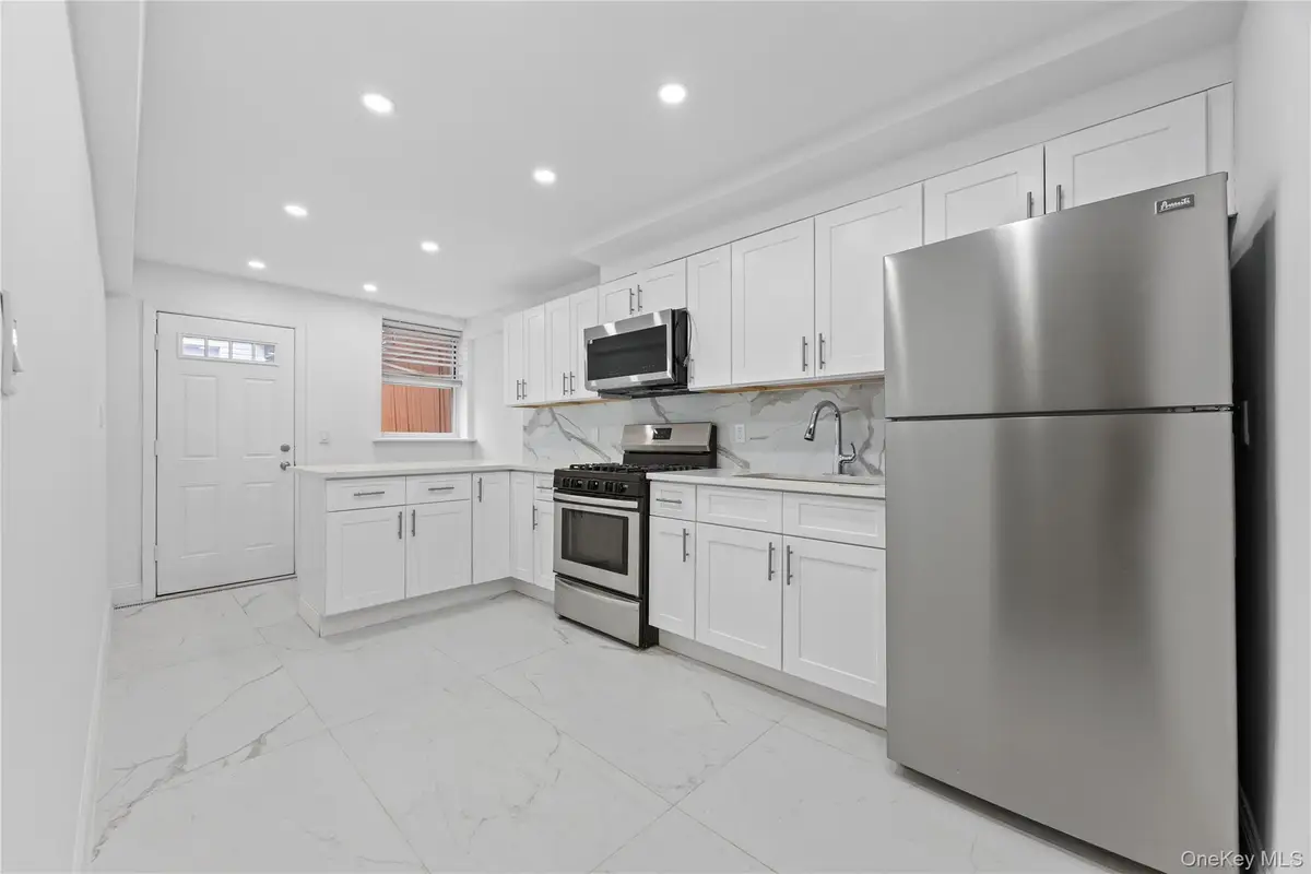 3121 Mickle Avenue, Bronx, NY 10469 - #1