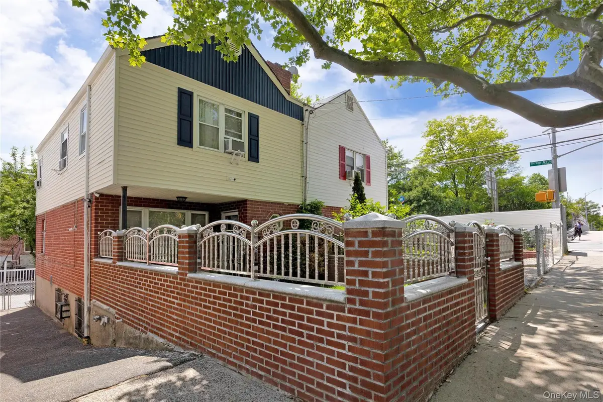 3152 Randall Avenue, Bronx, NY 10465 - Image #1