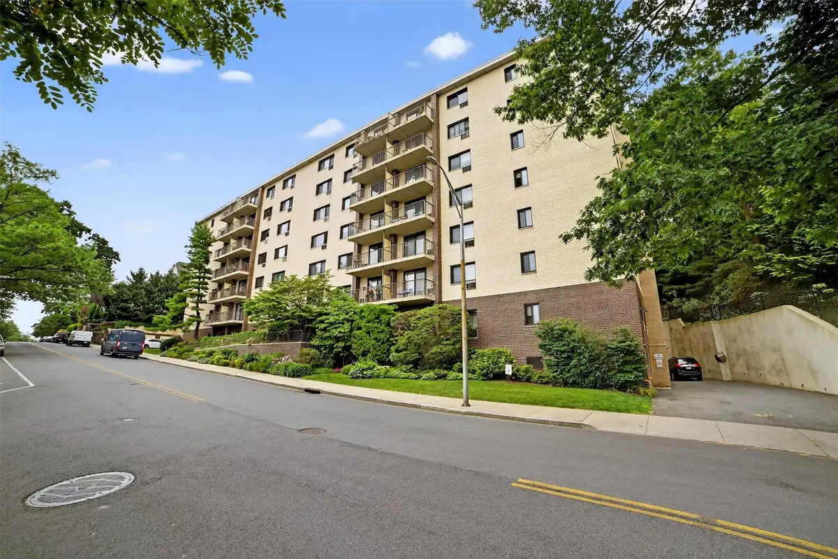 108 Sagamore Road #5F, Tuckahoe, NY 10707 - Image #1