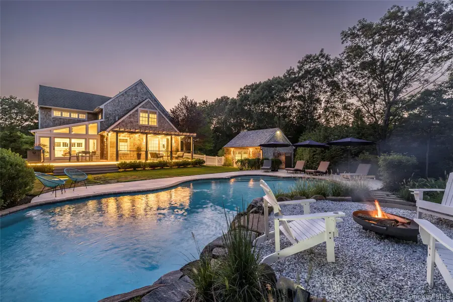 20 Cove Neck Lane, Southampton, NY 11968 - Image #2