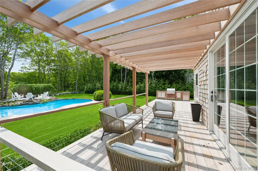 20 Cove Neck Lane, Southampton, NY 11968 - Image #3