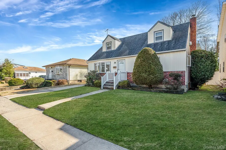 1826 Camp Avenue, Merrick, NY 11566 - #2