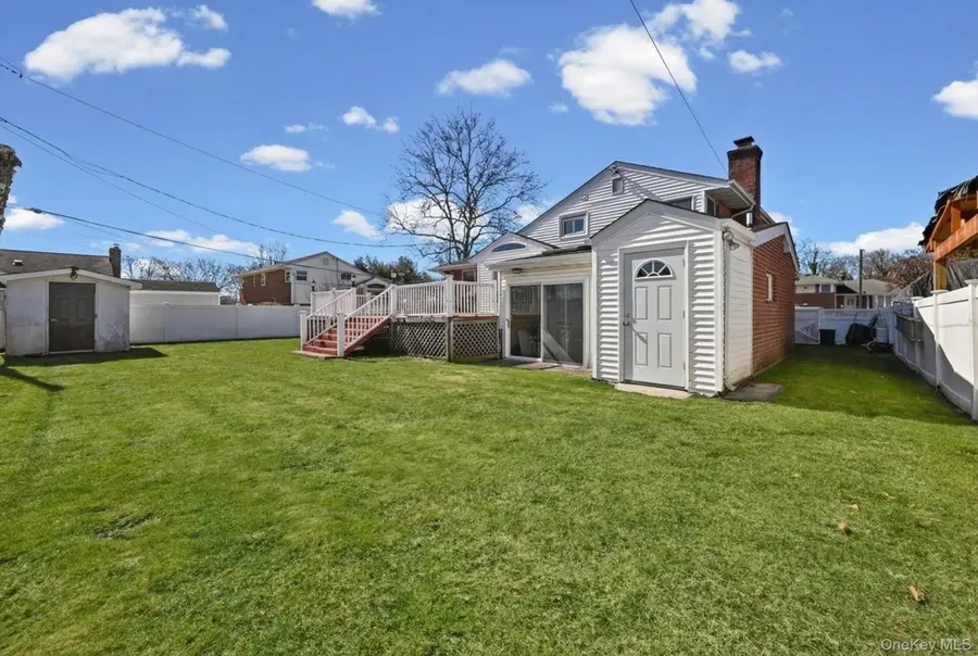 3 Chapin, Farmingdale, NY 11735 - #3