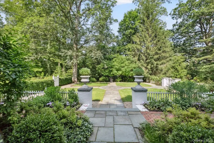 18 Richbell Road, Scarsdale, NY 10583 - #2