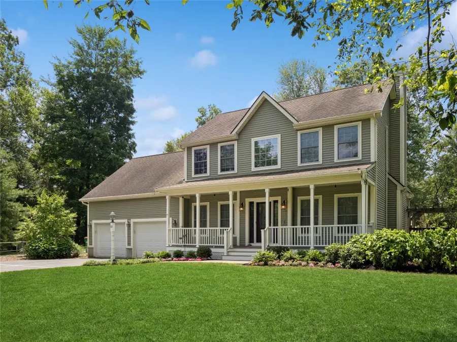 10 Lilac Lane, Fishkill, NY 12524 - Image #2