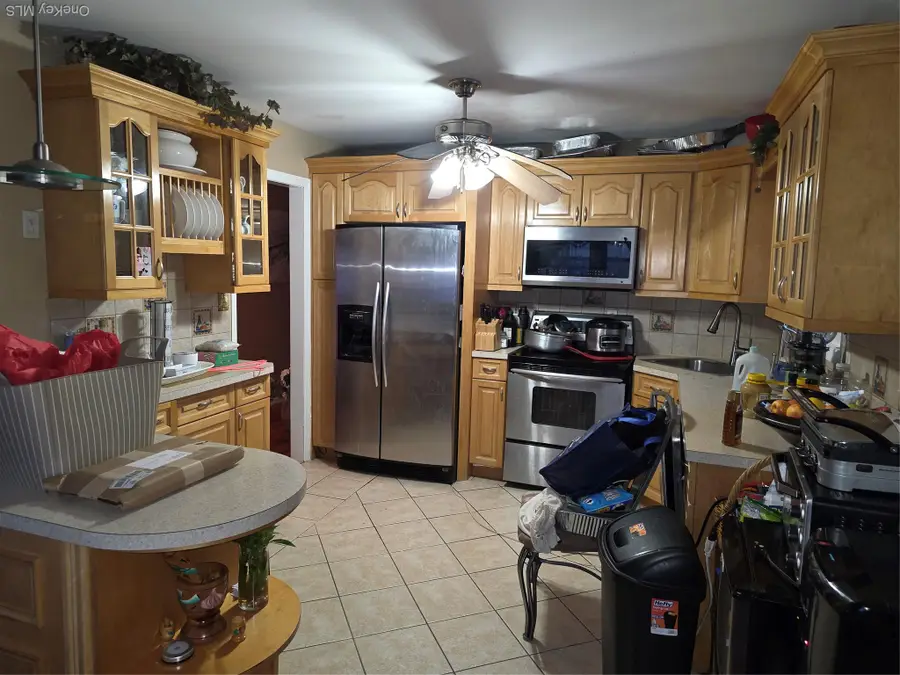 153 Cocoanut Street, Brentwood, NY 11717 - #3