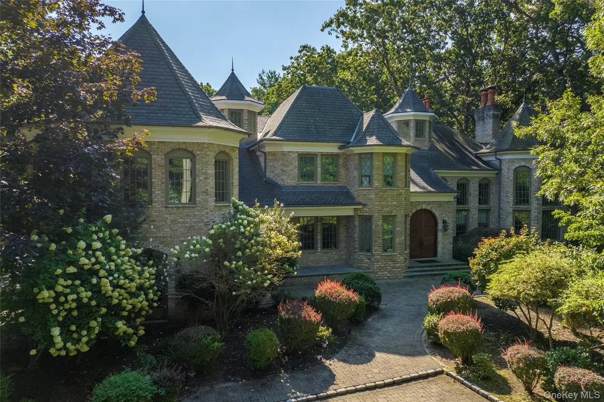 178 Brookville Road, Muttontown, NY 11545 - Image #1