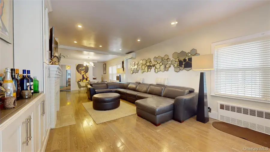 786 E 40th Street, Brooklyn, NY 11210 - Image #3