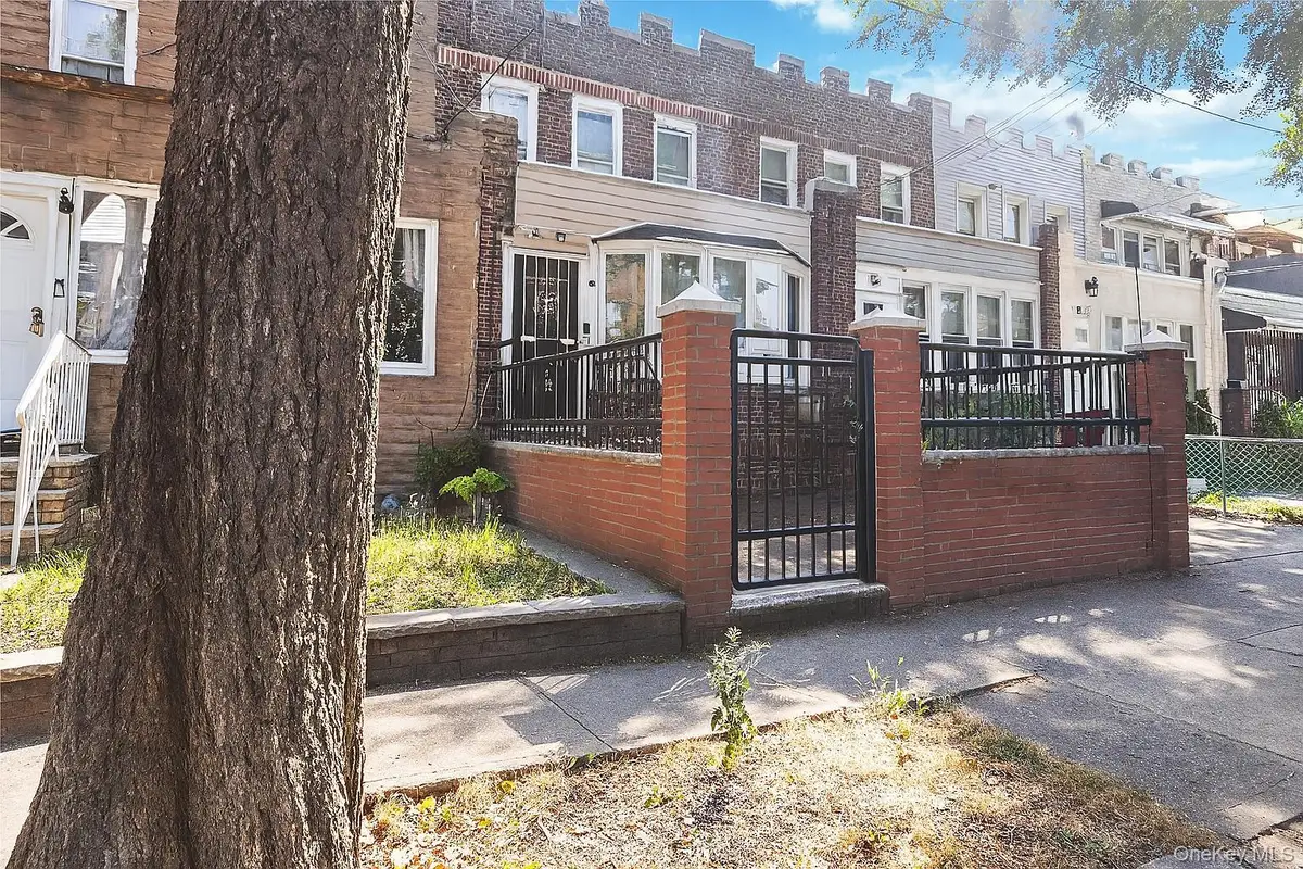 25-57 Mcintosh Street, East Elmhurst, NY 11369 - Image #1