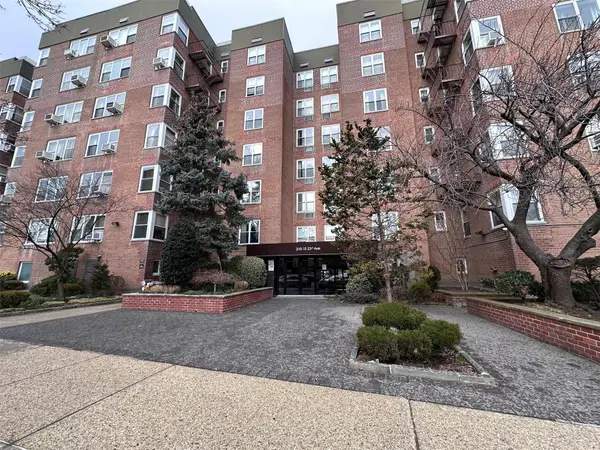 210-15 23rd Avenue #1J, Bayside, NY 11360