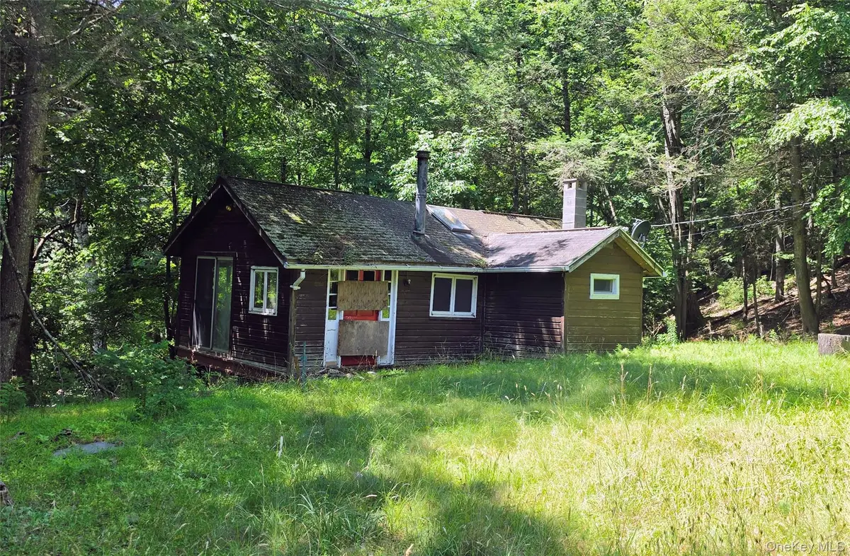 31 Cardinal Trail W, Wurtsboro, NY 12790 - #1