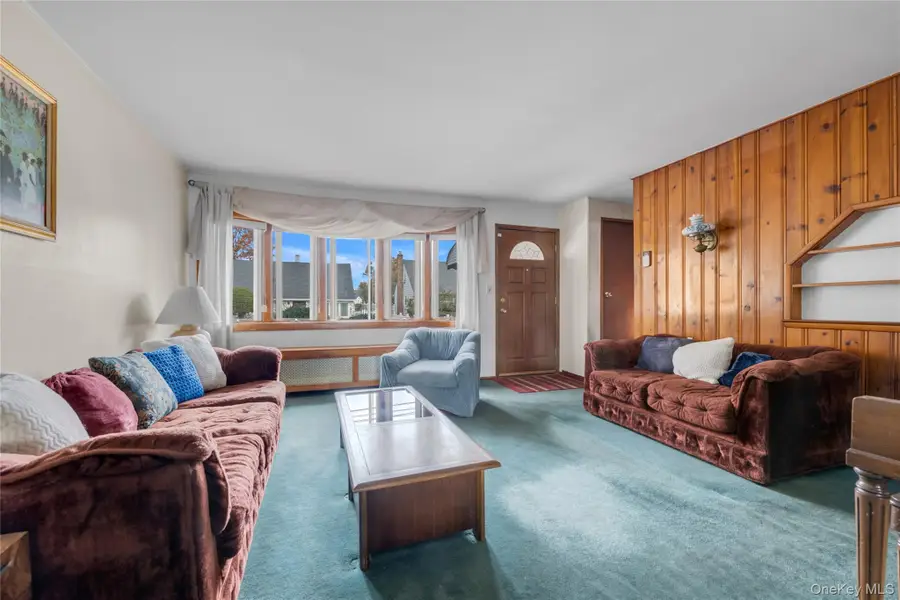 34 Heath Place, Hempstead, NY 11550 - Image #2