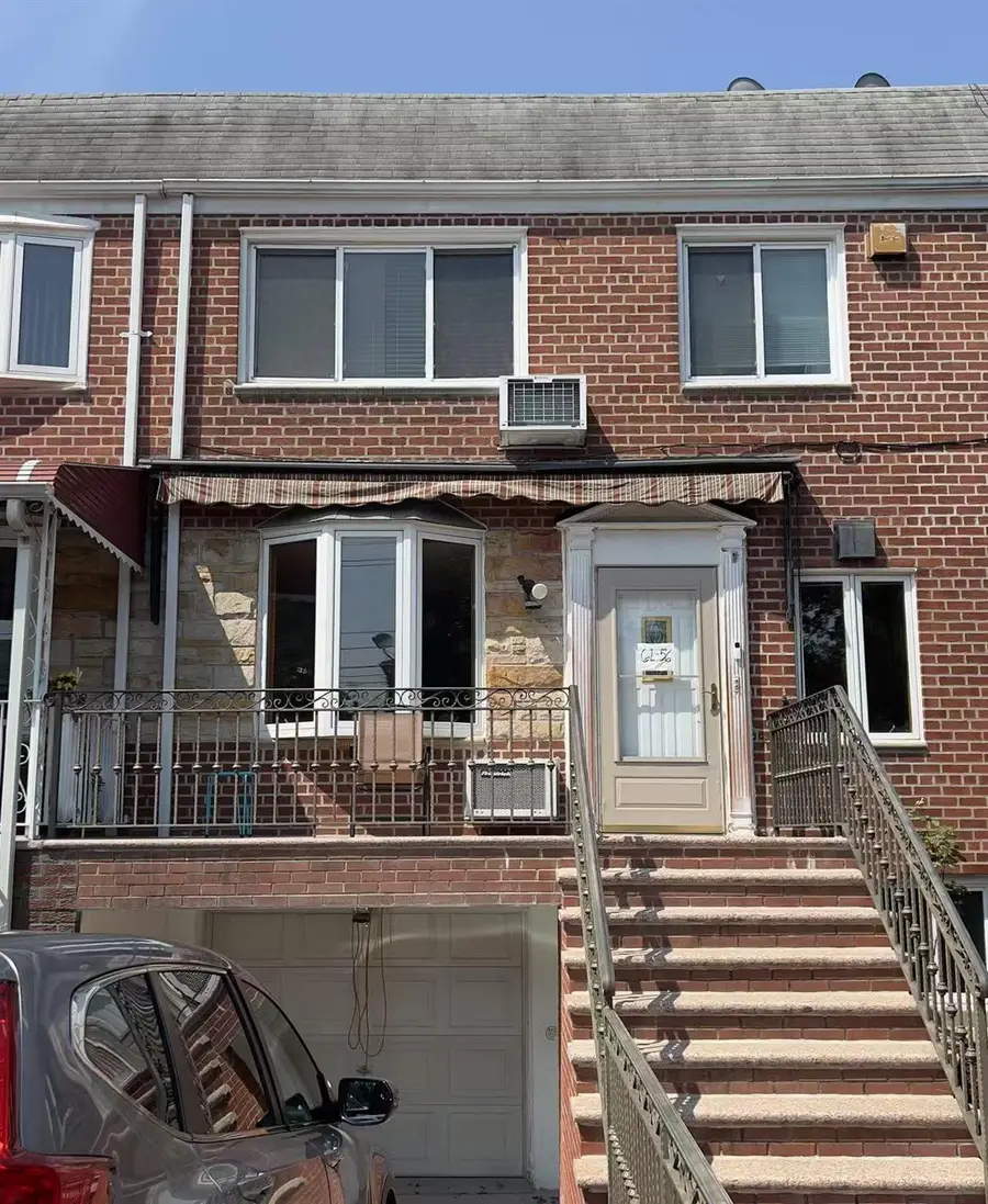 61-56 70th Street, Middle Village, NY 11379 - Image #3