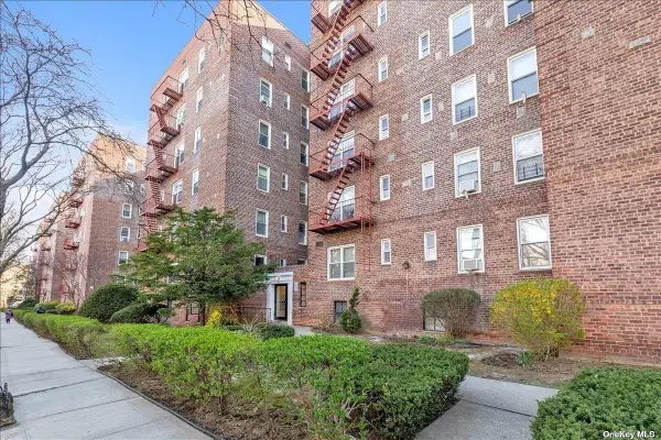 39-55 51st Street #4A, Woodside, NY 11377