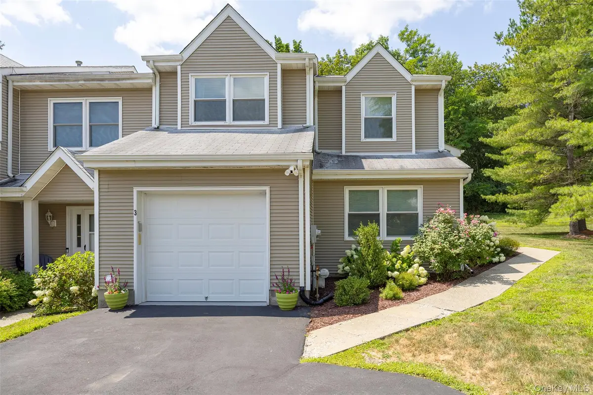 3 Deer Crossing Drive, Fishkill, NY 12524 - Image #1