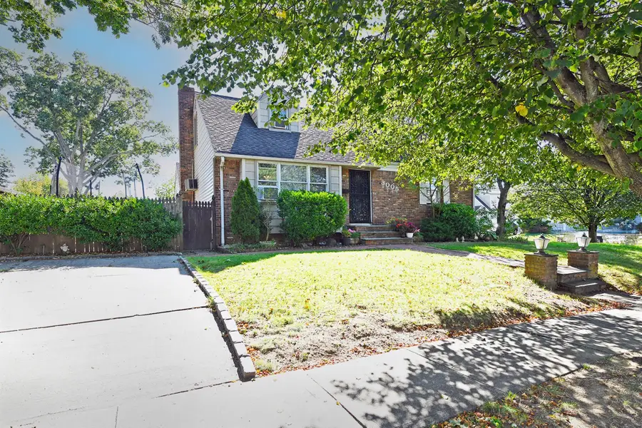 3005 Harding Street, Oceanside, NY 11572 - Image #3