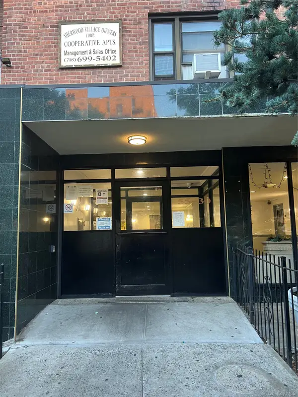 55-30 99th Street #2H, Corona, NY 11368