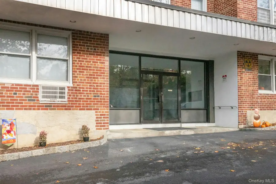510 Midland Avenue #2H, Yonkers, NY 10704 - Image #2