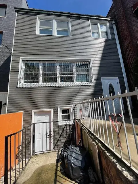 1802 Palisade Place, Bronx, NY 10453 - Image #2