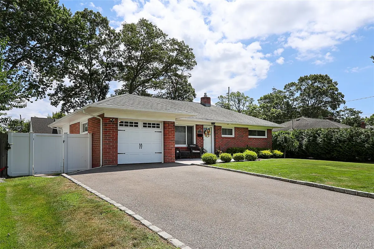 1057 Thompson Drive, Bay Shore, NY 11706 - #1