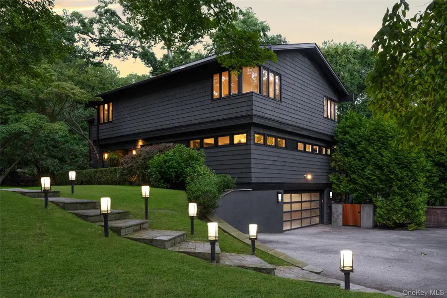 14 Leatherstocking Lane, Mamaroneck, NY 10543 - #3